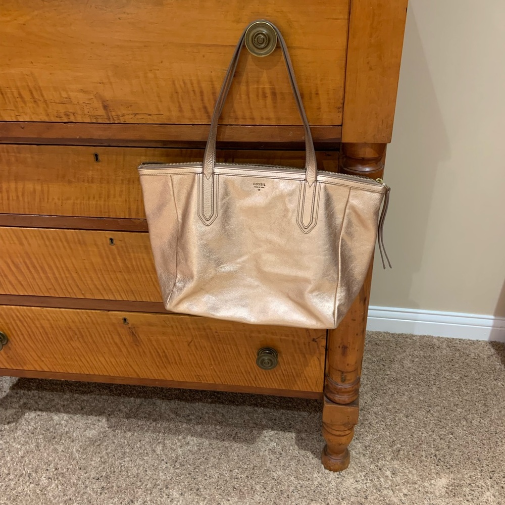 Fossil Rose Gold Metallic Sydney Shopper Tote Bag Purse